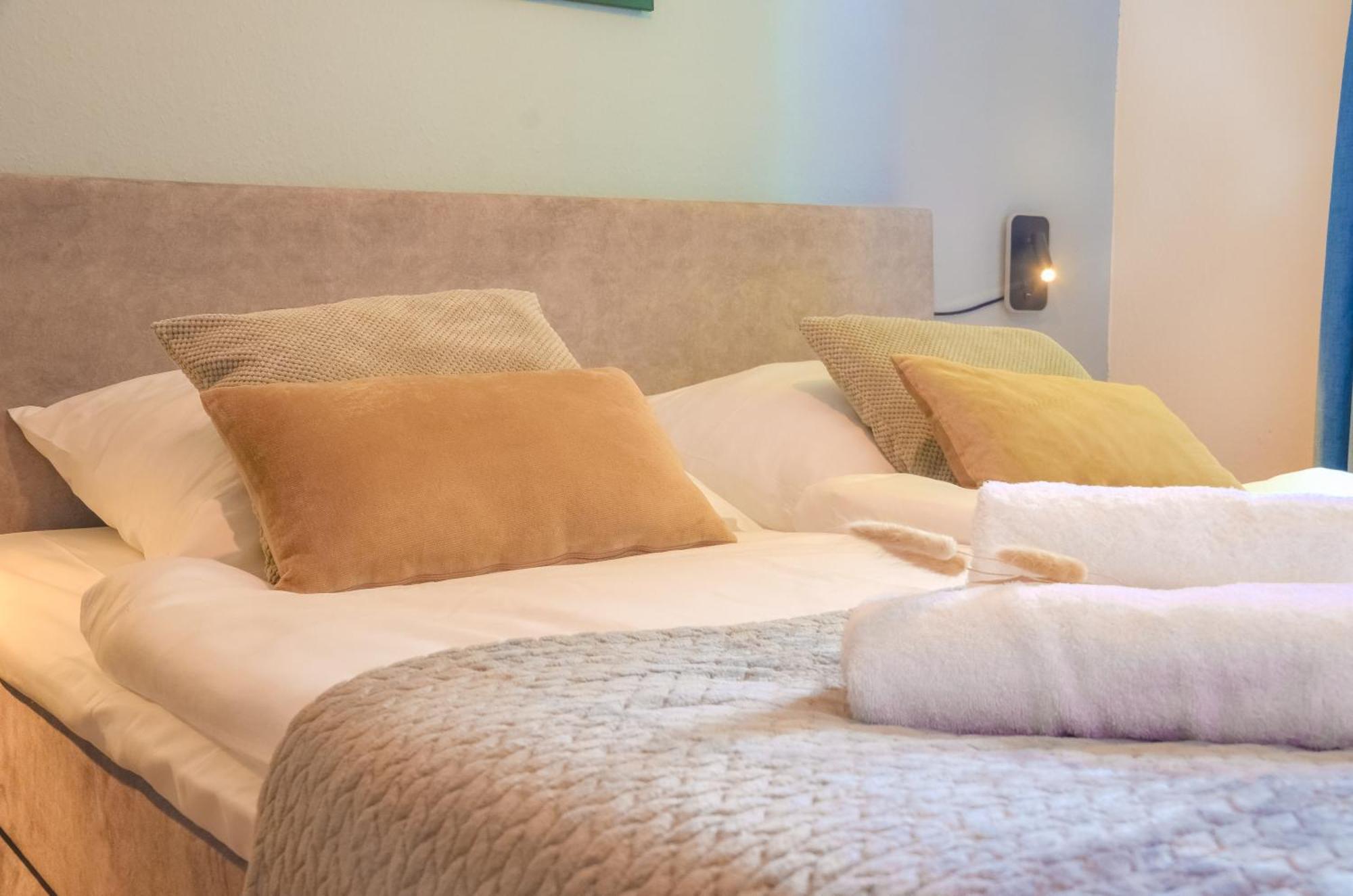 Milpau Buer 2 - Modernes Apartment Mit Queensize-Bett, Netflix, Nespresso, Waschmaschine & Smart Tv Gelsenkirchen Ngoại thất bức ảnh